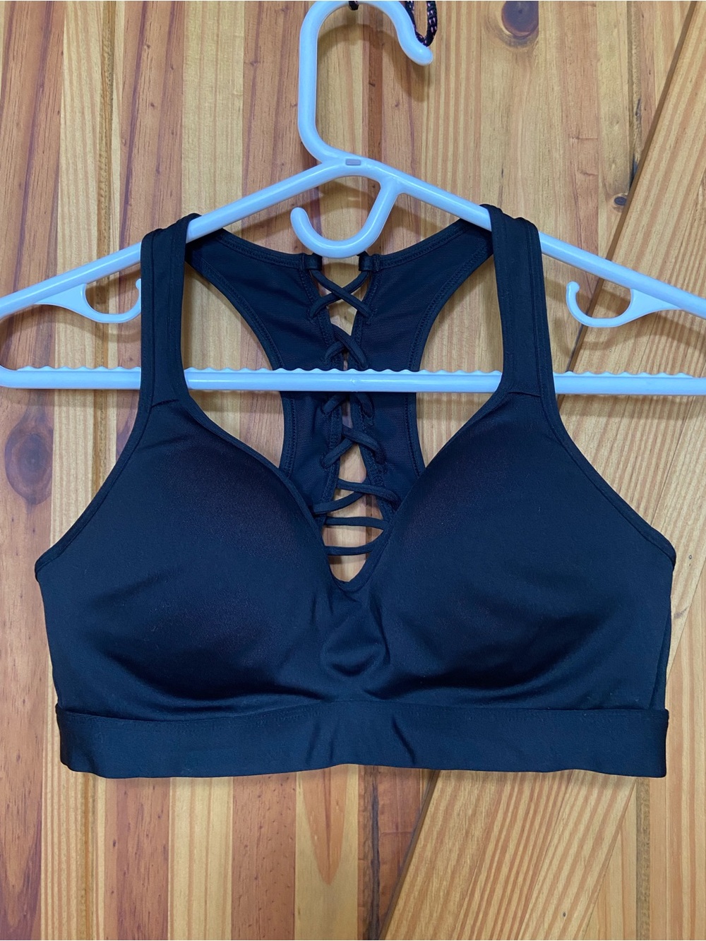 La SENZA Black Lace-Back Wireless Sports Bra size medium
